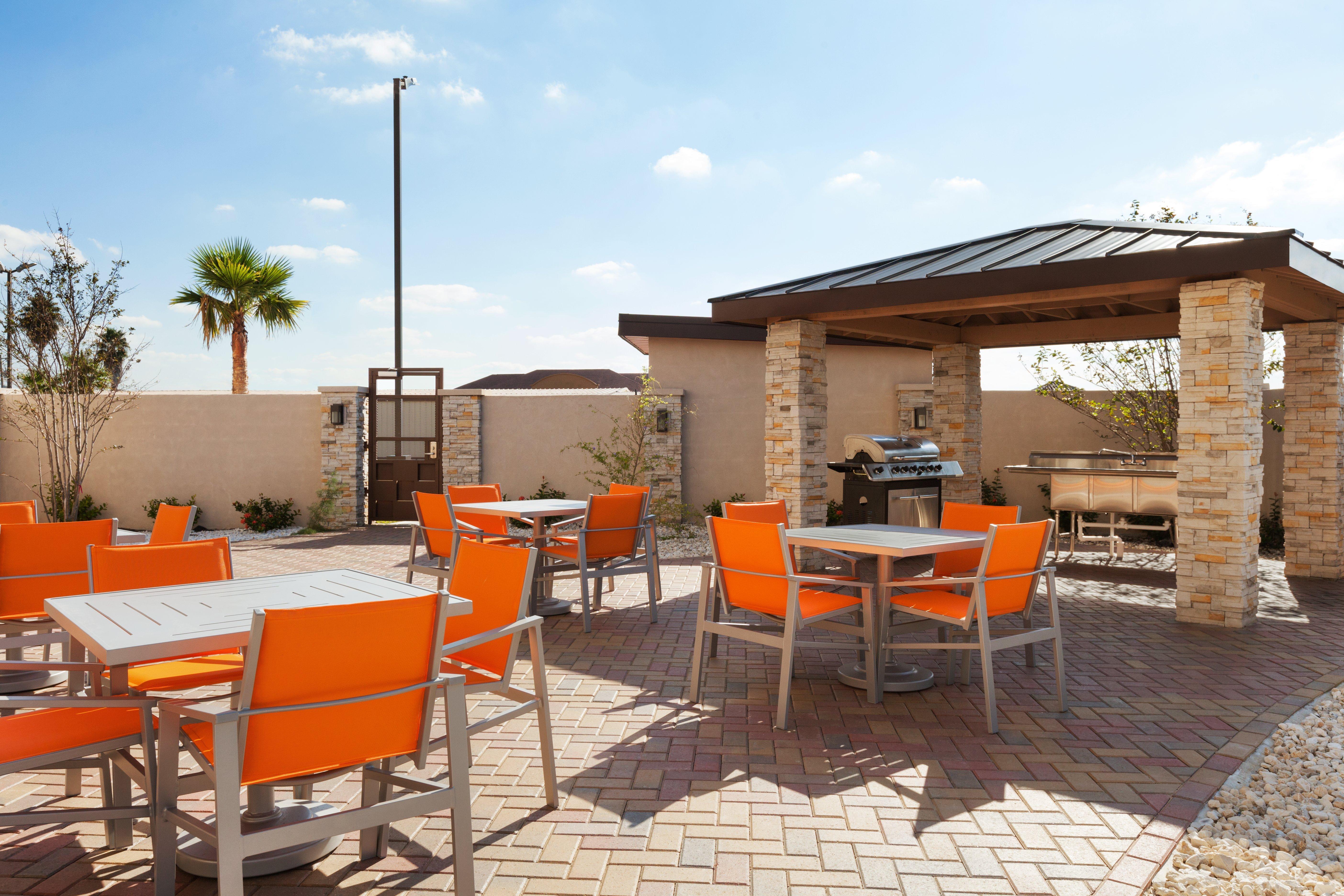 Holiday Inn Express & Suites Edinburg- Mcallen Area By Ihg מראה חיצוני תמונה
